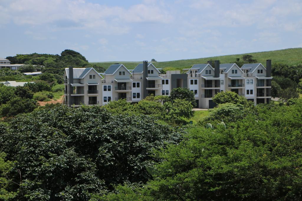 Apartments On The Eighteenth At Prince'S Grant Golf Estate Blythedale Beach Exteriör bild