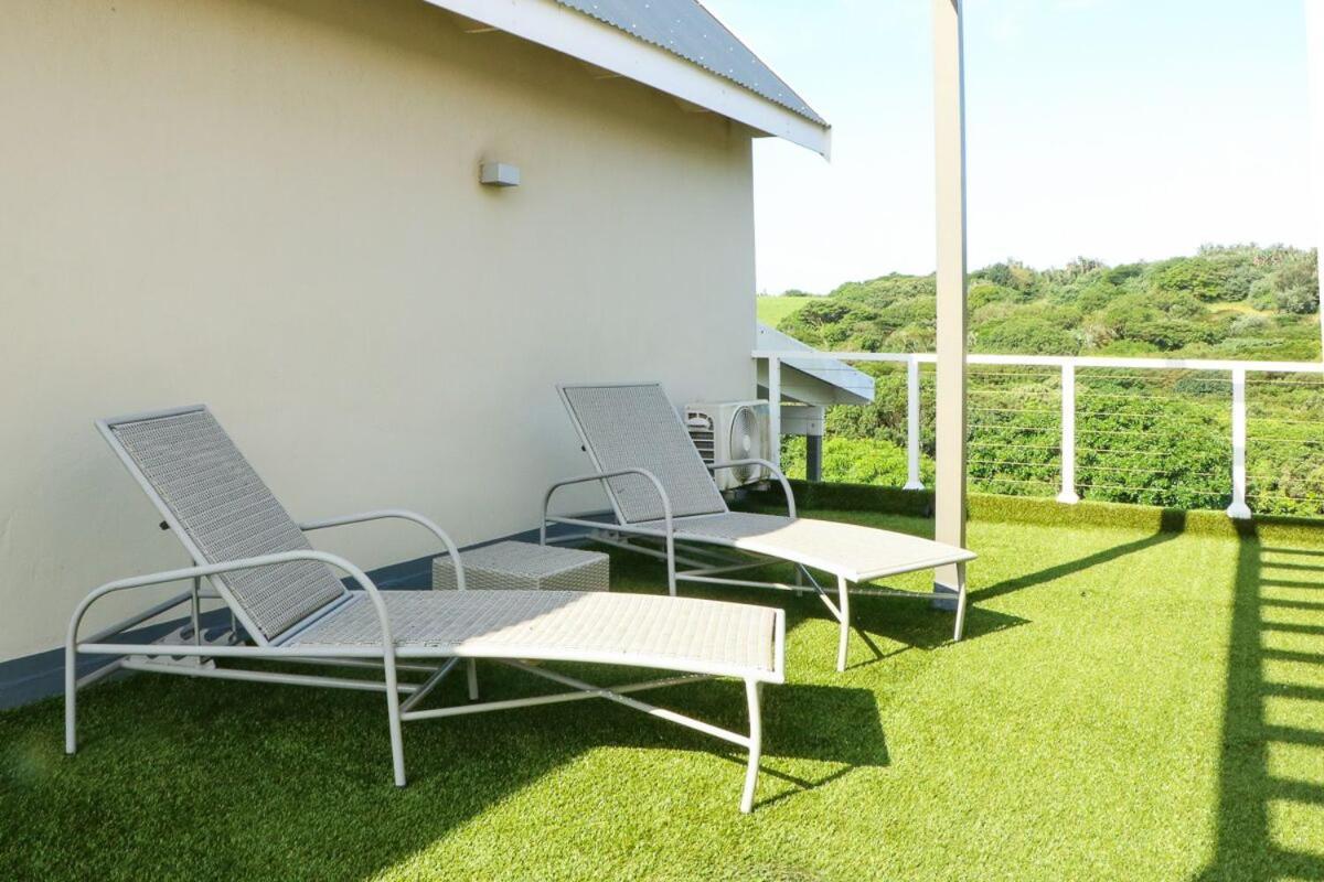 Apartments On The Eighteenth At Prince'S Grant Golf Estate Blythedale Beach Exteriör bild